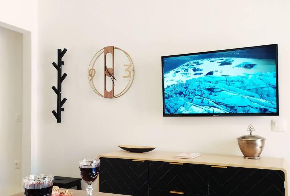 Xenofon'S Cozy Apartment Corfu  ภายนอก รูปภาพ